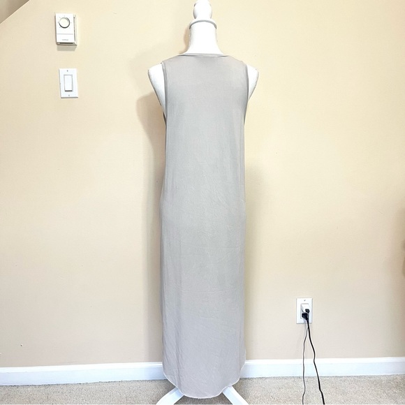 Lush Sleeveless Light Grey Casual Dress - Picture 6 of 12